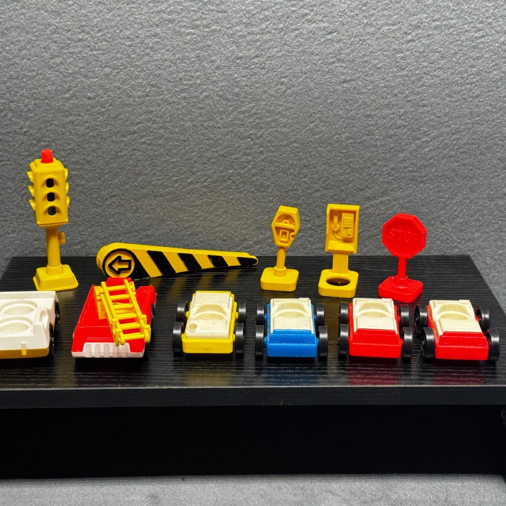 Fisher-Price Little People Vintage 1980s Vehicle & Accessory Lot Fire Truck Taxi - Picture 4 of 16